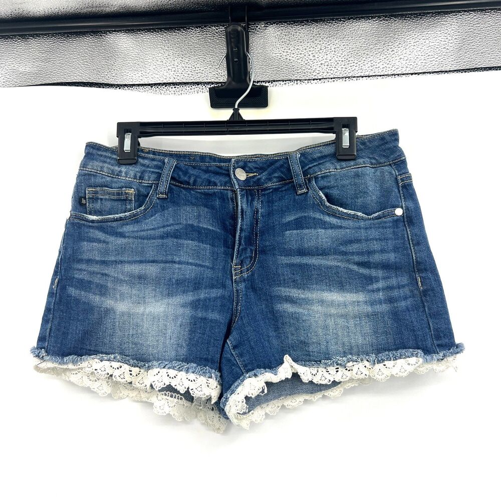 Judy Blue Denim Shorts Womens L Crochet Lace Trim Frayed Hem Cutoff Jean Shorts